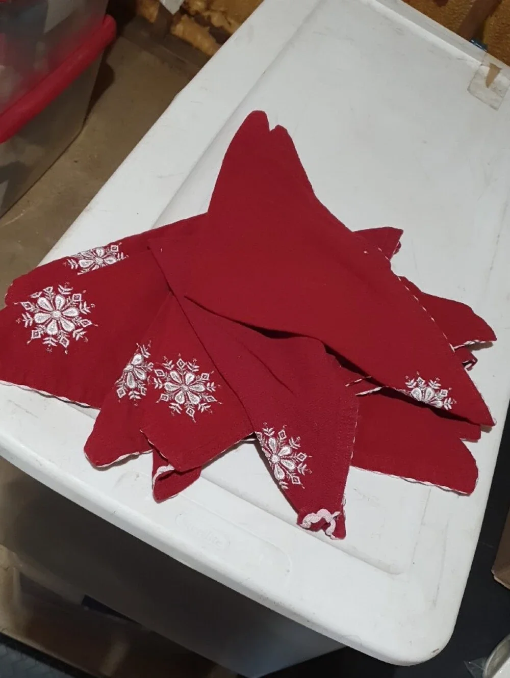 Red Snowman Holiday Table Accent Napkins & Potholders - Festive Winter Placemat